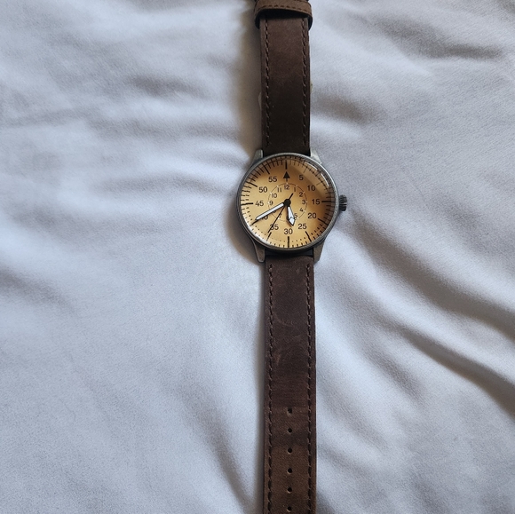 Vintage Aviator Pilot Men's Watch - Military Style Timepiece - Picture 2 of 5